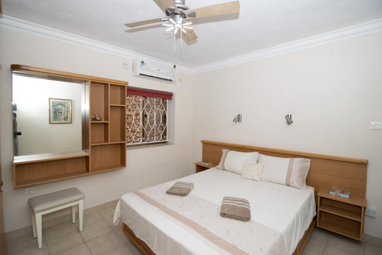 Tranquil Villa Apartments Units Mellieħa Екстериор снимка