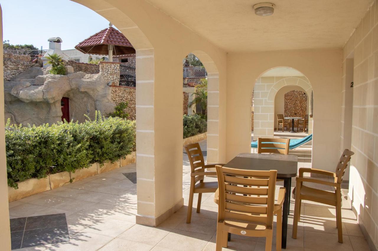 Tranquil Villa Apartments Units Mellieħa Екстериор снимка