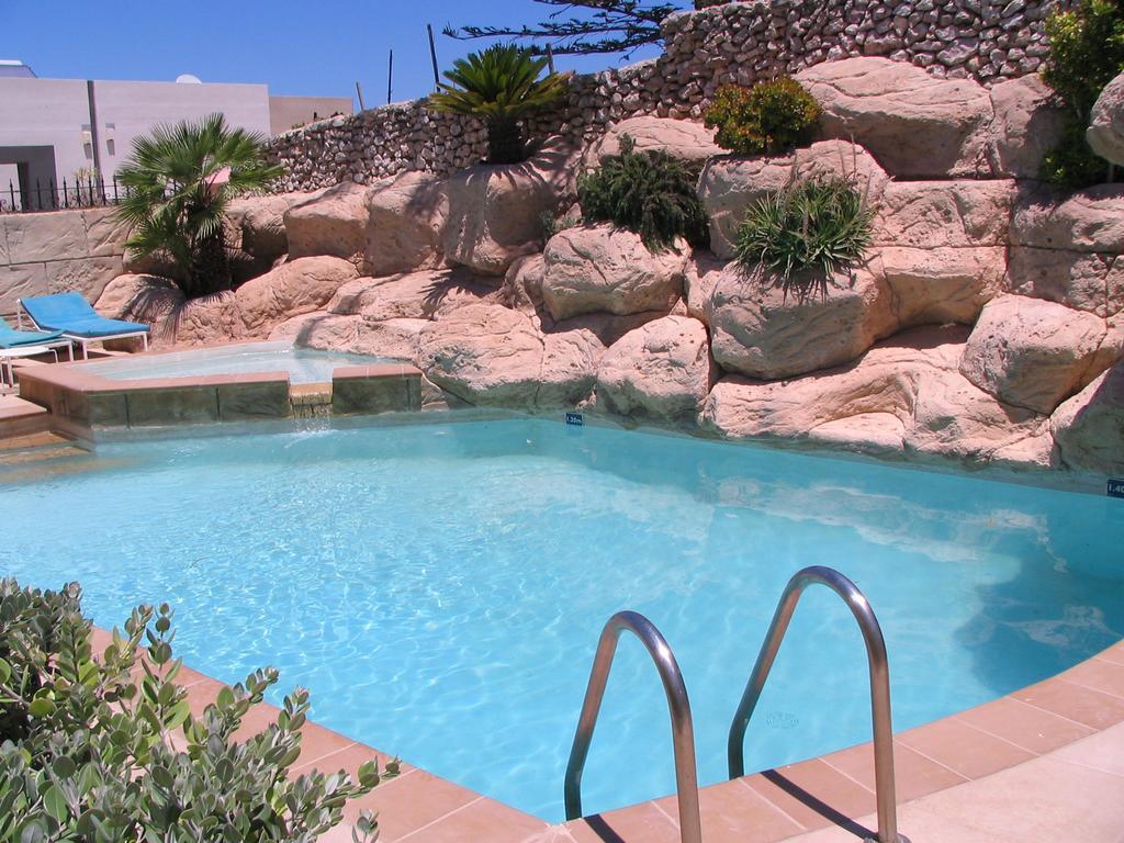Tranquil Villa Apartments Units Mellieħa Екстериор снимка