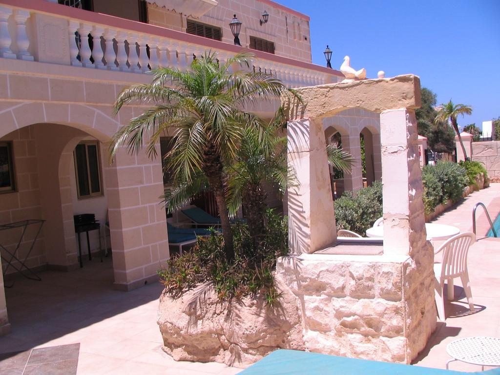Tranquil Villa Apartments Units Mellieħa Екстериор снимка